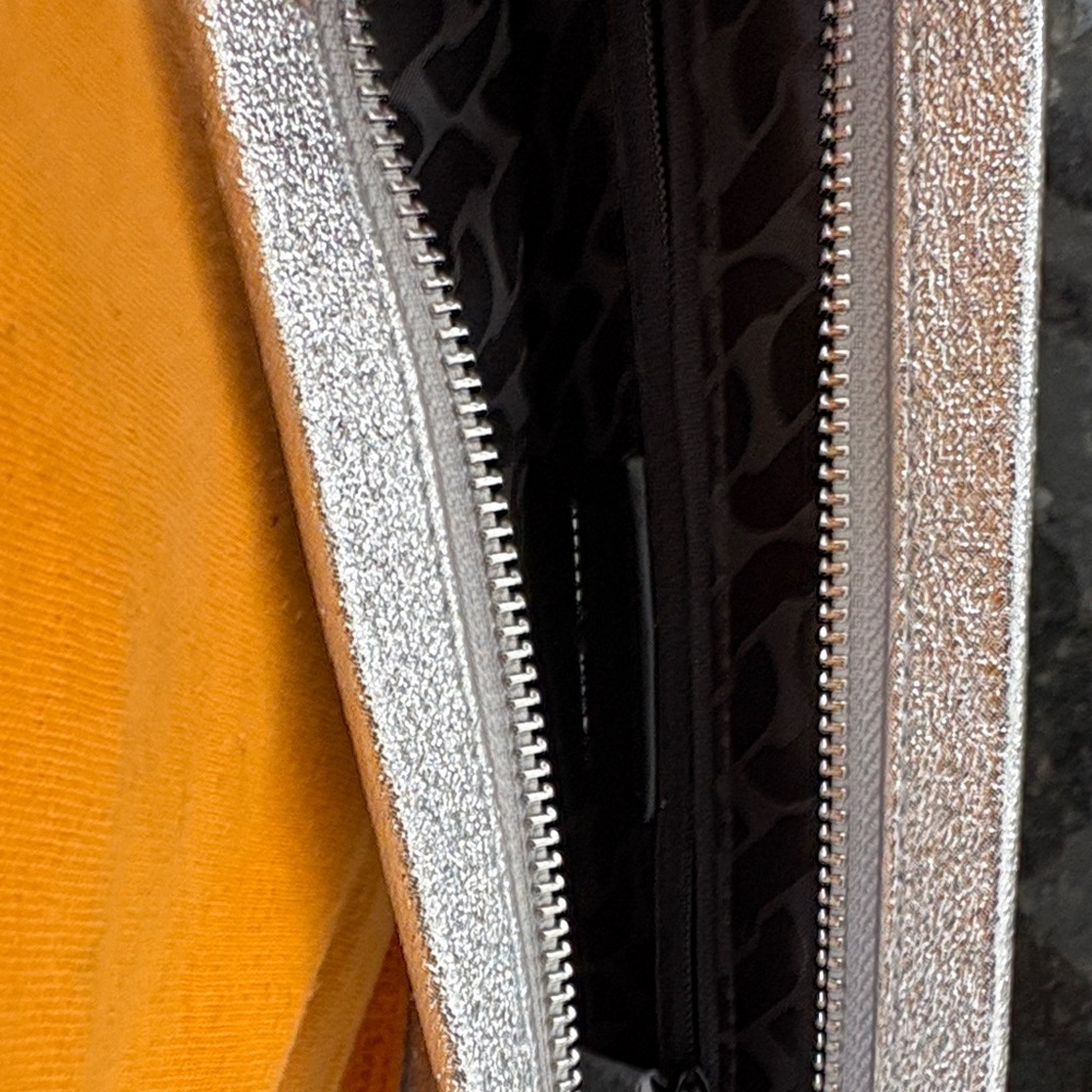 Rebecca Minkoff Silver Curb Link Wristlet Clutch - Picture 5 of 6